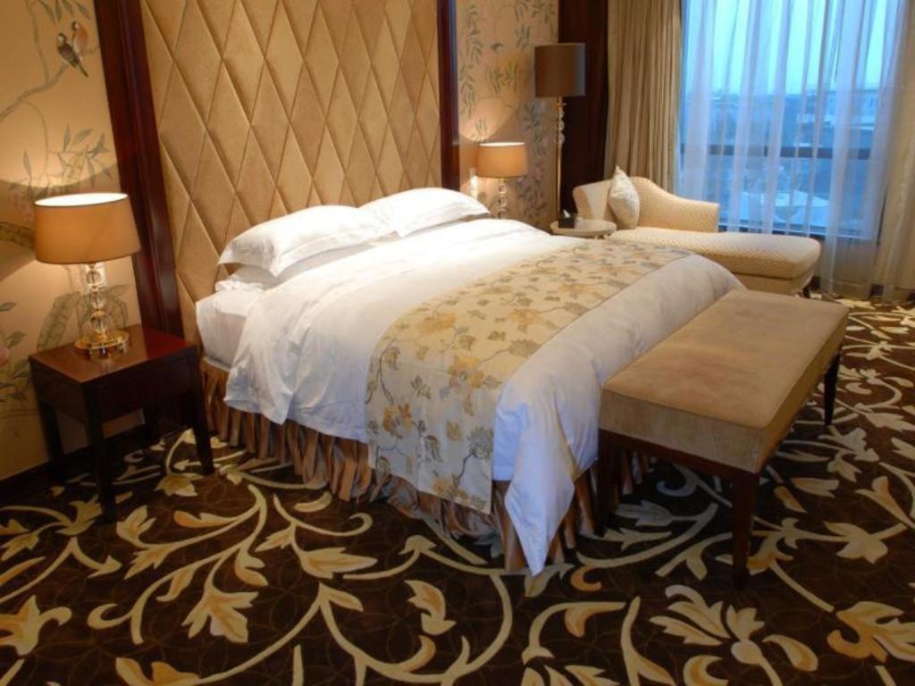 Sichuan Tennis International Hotel Main Building Чънду Екстериор снимка