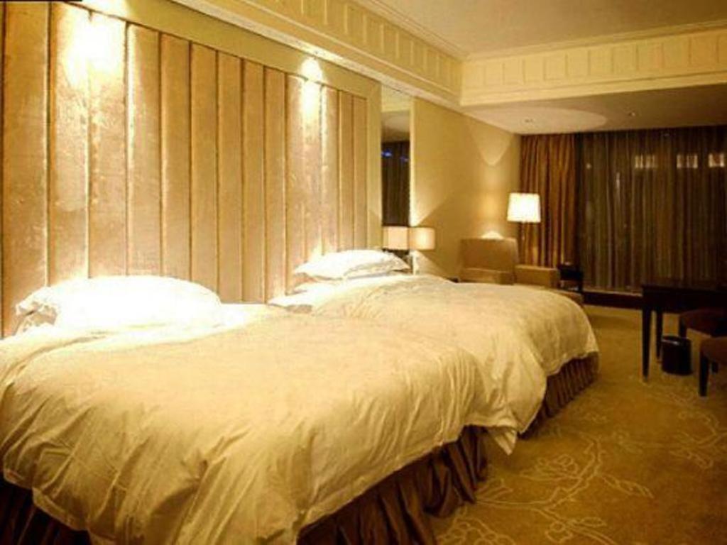 Sichuan Tennis International Hotel Main Building Чънду Екстериор снимка